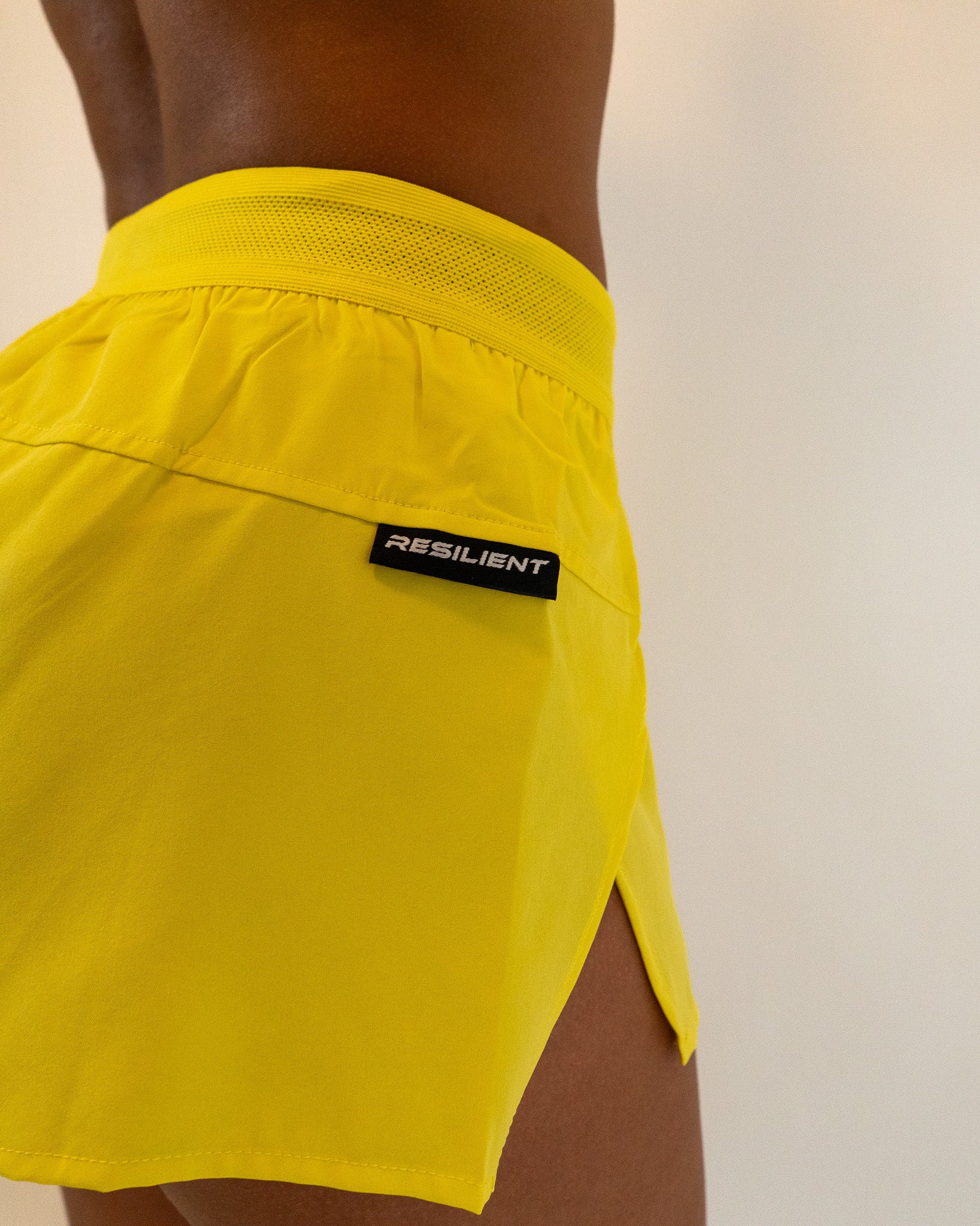 Pace short- Yellow