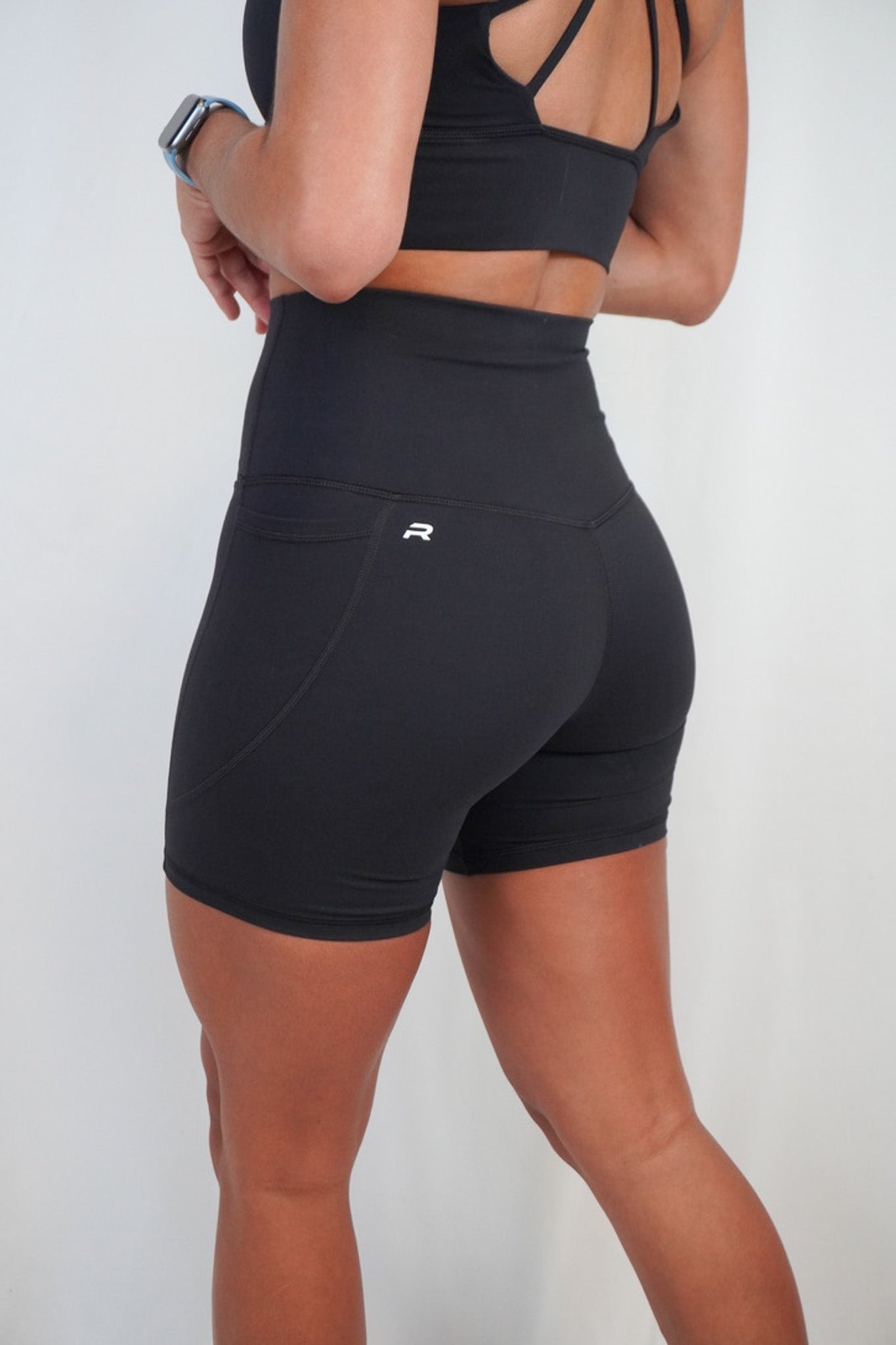 Daily Shorts - Black - Resilient Active