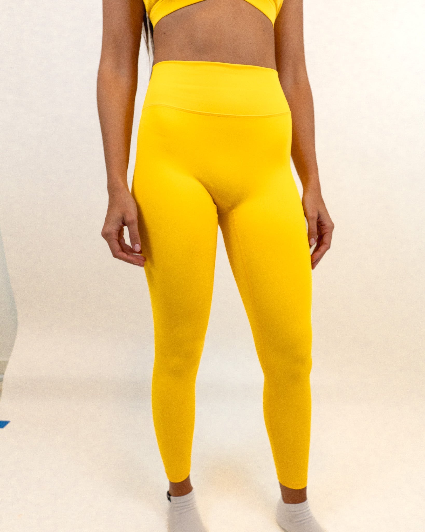 Define Evolve Legging - Light Yellow -  - Resilient Active