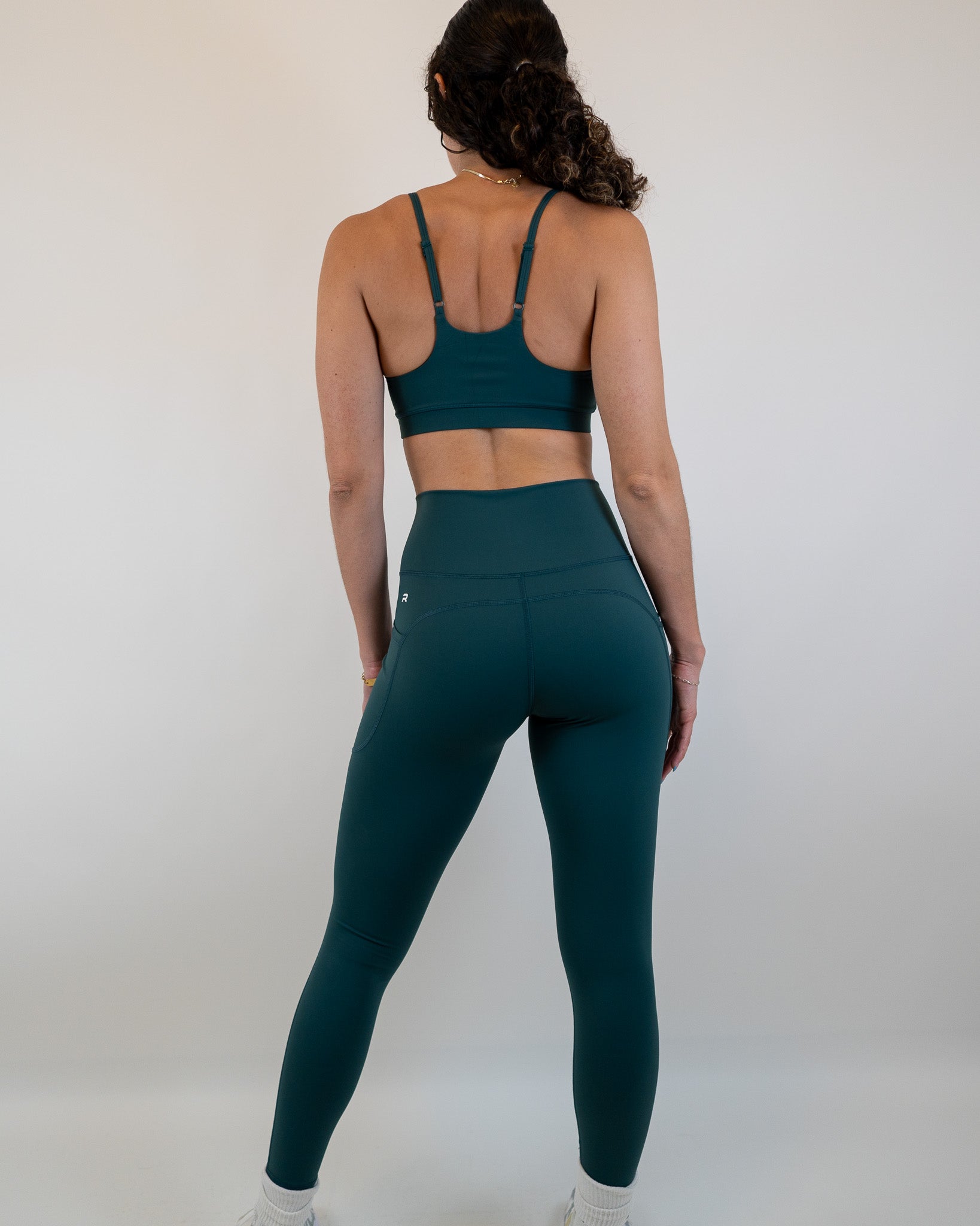 Endure Pocket Legging - Evergreen Tide - Resilient Active