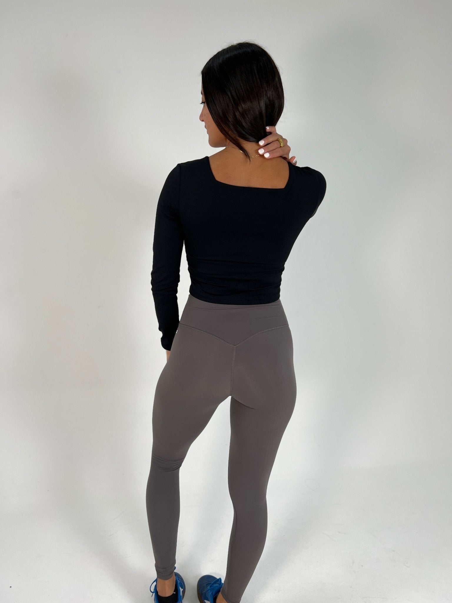 Fitted Long Sleeve Crop Top - Resilient Active