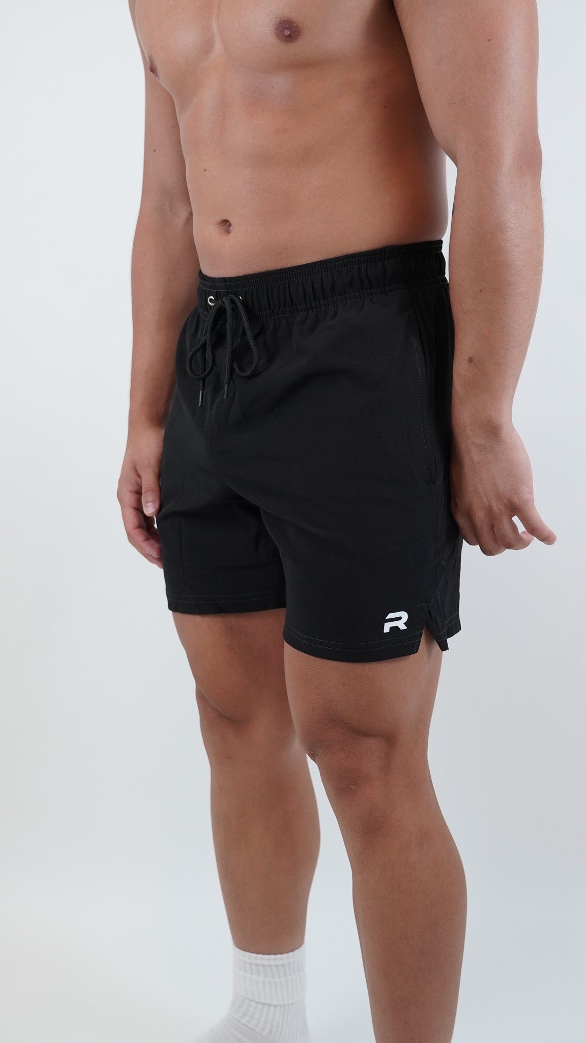 Hybrid Short - Black - Resilient Active