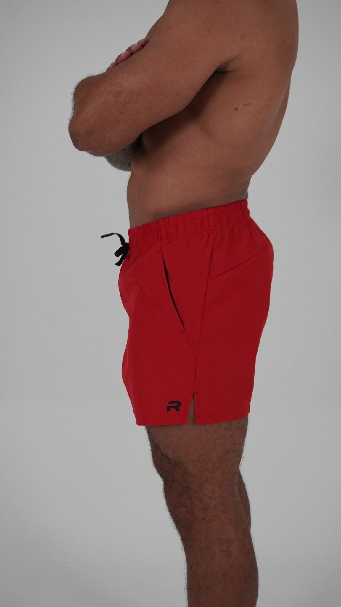 Mid Thigh Shorts 1.0 - Red - Resilient Active