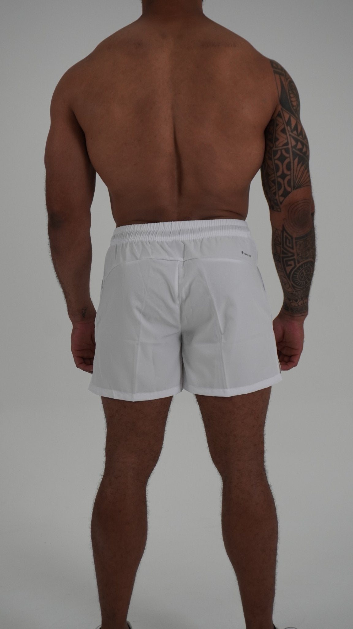 Mid Thigh Shorts 1.0 - White - Resilient Active