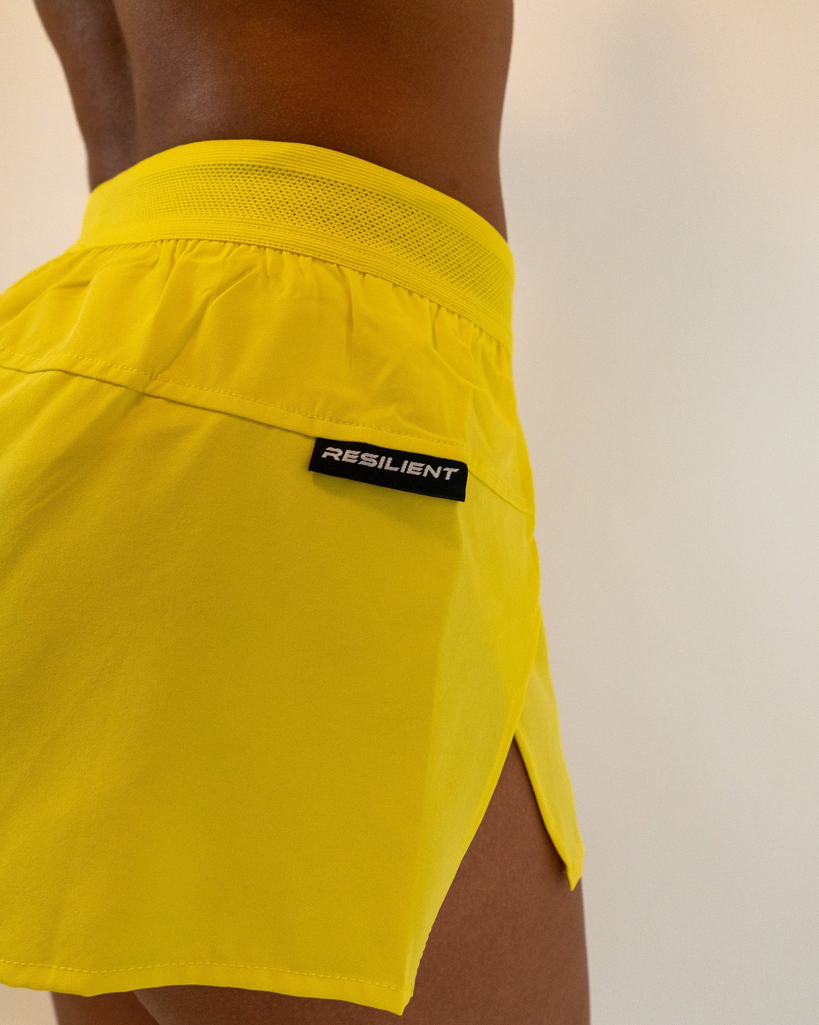 Pace short- Yellow -  - Resilient Active