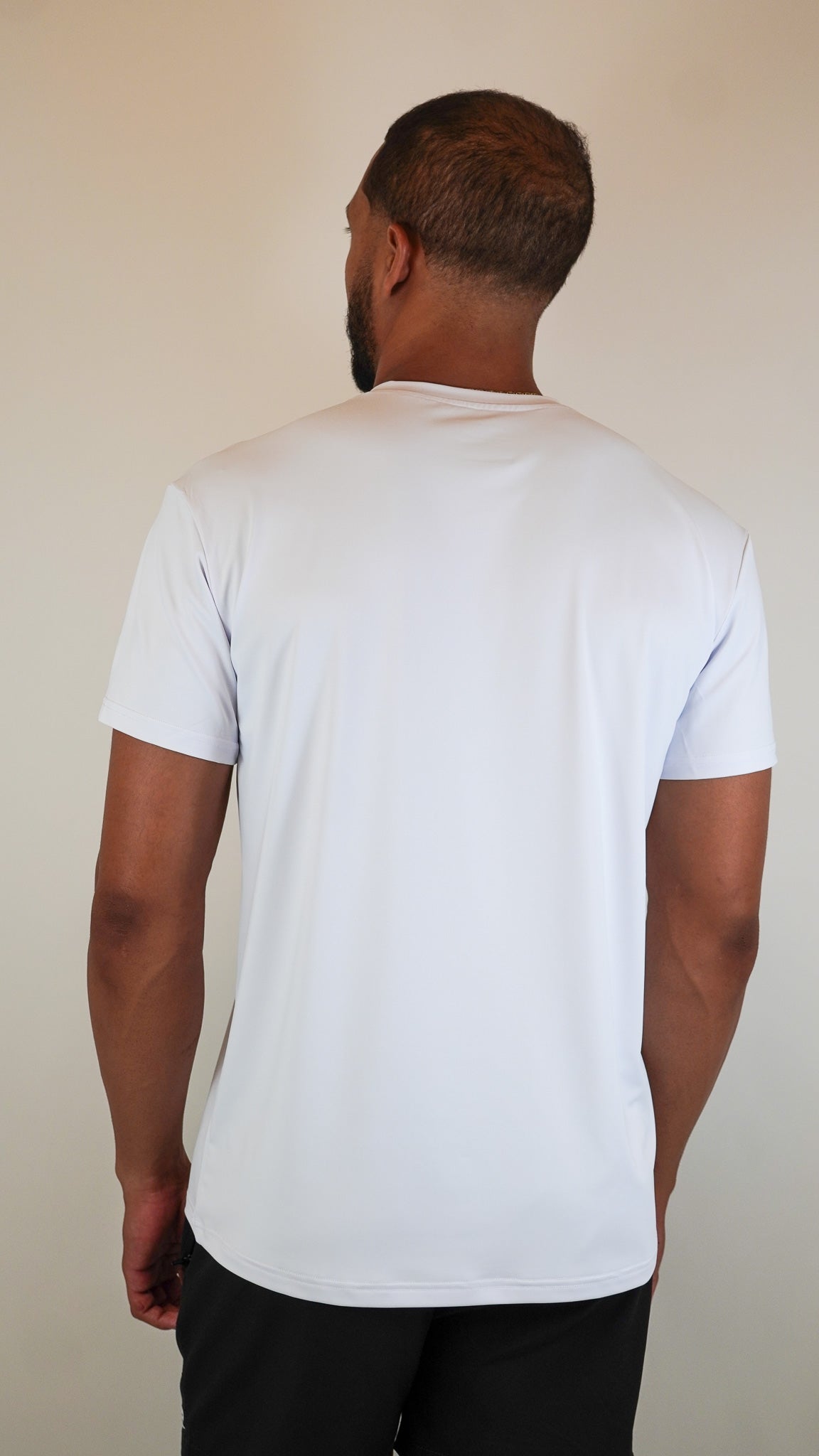 Run Fresh Fit Shirt - White - Resilient Active